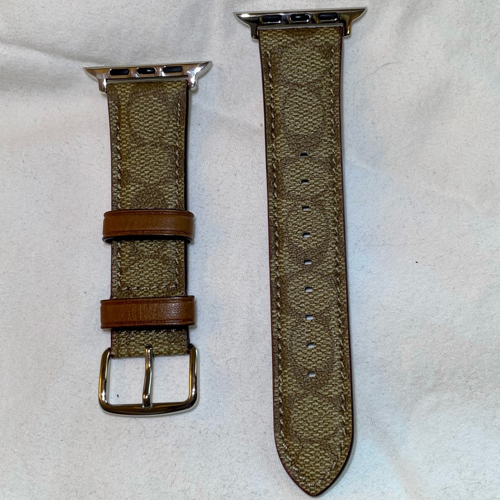 Coach brand C Apple Watch genuine leather band. never been worn!